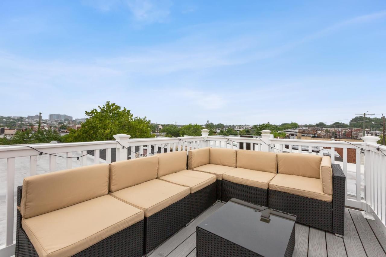 Pristine Townhouse With Rooftop Deck Near Canton! Baltimore Exterior foto